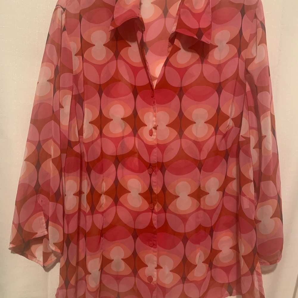 Plus NOTATIONS Rosey Top, Sheer,Long Sleeved Romantic,Easy-to-Pack!Reds& Pinks - Picture 4 of 11